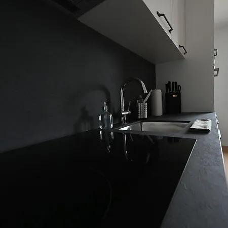 Sunny Renovated Alpine By Interlaken フルティゲン